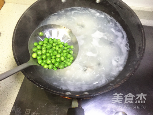 豌豆瘦肉粥的步骤